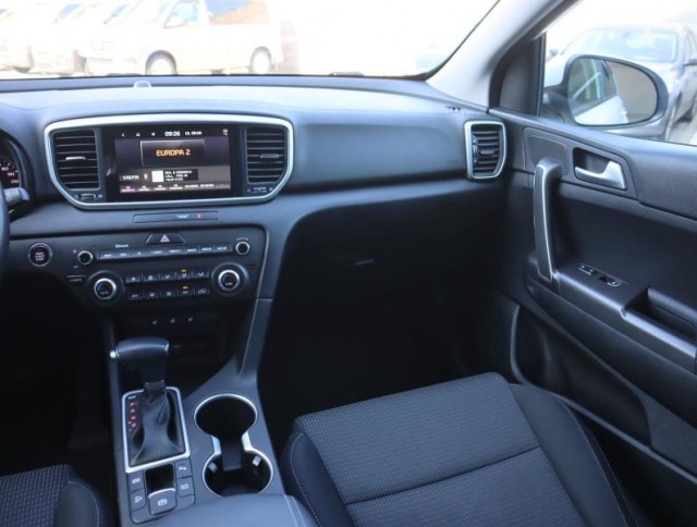 Kia Sportage  1.6 CRDi Silver