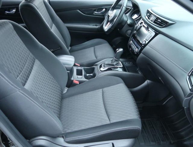 Nissan X-Trail  1.3 DIG-T Tekna