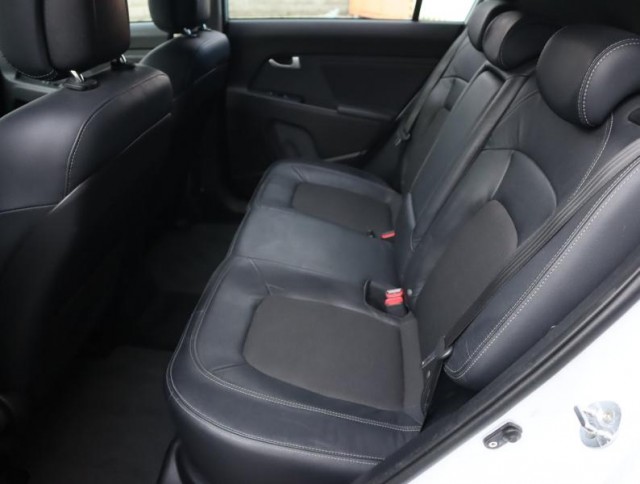 Kia Sportage  1.7 CRDi 