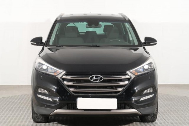 Hyundai Tucson  2.0 CRDi 