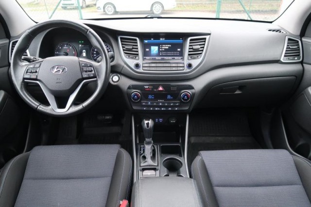 Hyundai Tucson  2.0 CRDi 
