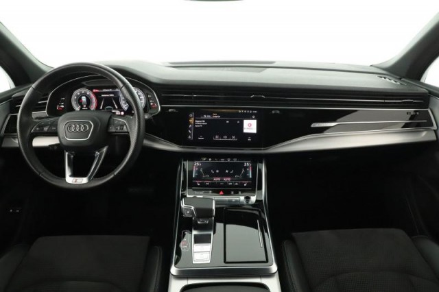 Audi Q7  55 TFSI e 