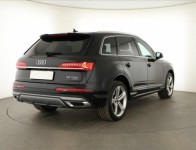 Audi Q7  55 TFSI e 
