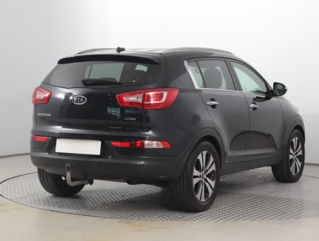 Kia Sportage  2.0 CRDi 