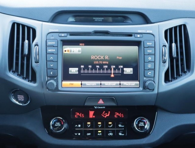 Kia Sportage  2.0 CRDi 