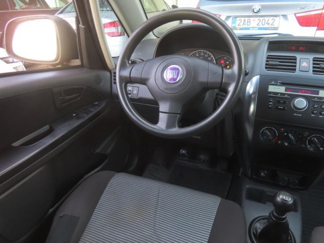 Fiat Sedici  1.6 