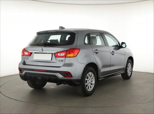 Mitsubishi ASX  1.6 MIVEC 