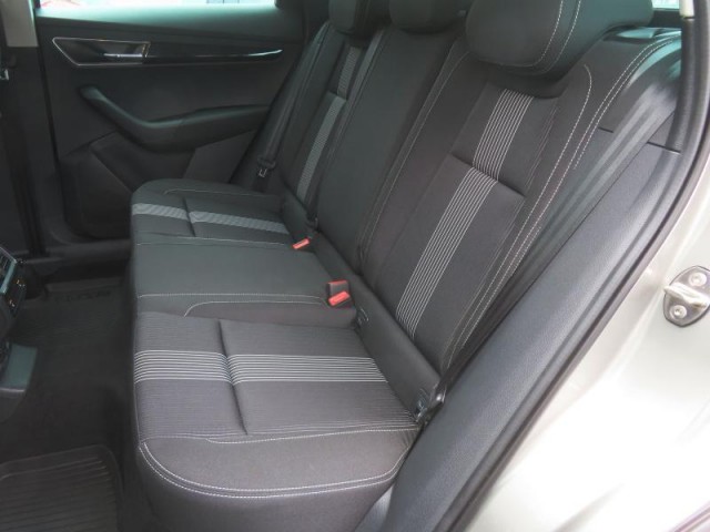 Škoda Karoq  1.5 TSI Style Plus