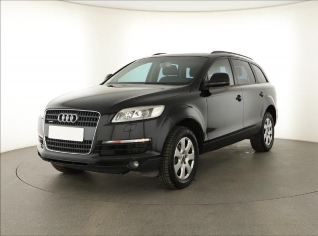 Audi Q7  3.0 TDI 