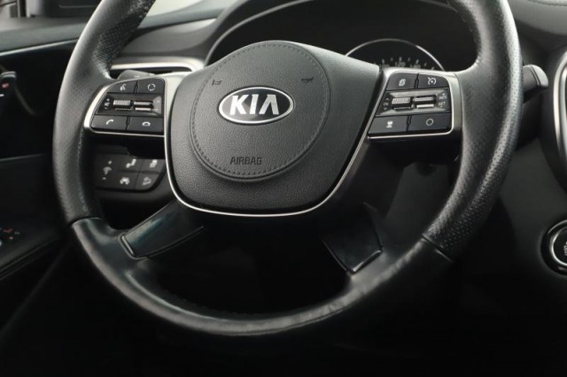 Kia Sorento  2.2 CRDi 
