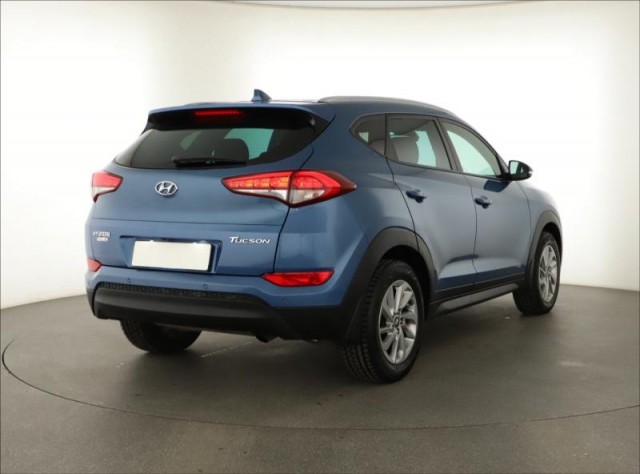 Hyundai Tucson  1.7 CRDi 