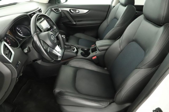 Nissan Qashqai  1.2 DIG-T Tekna