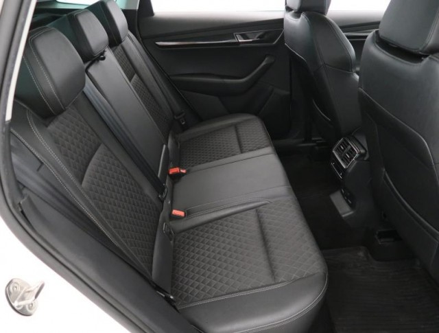 Škoda Karoq  1.5 TSI Style