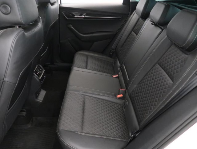 Škoda Karoq  1.5 TSI Style