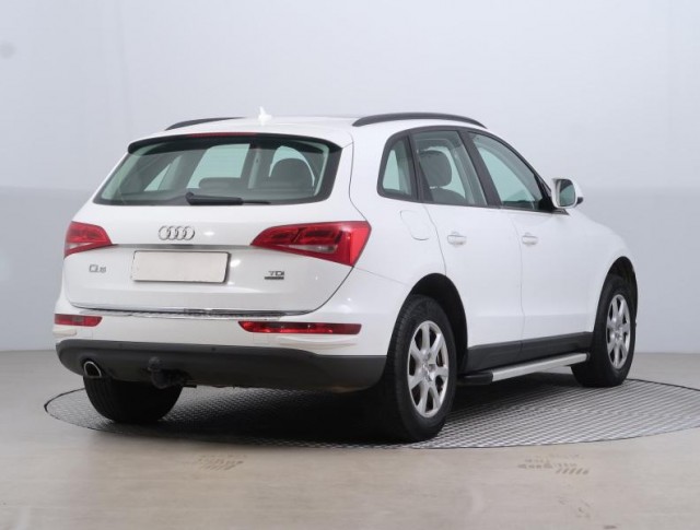 Audi Q5  2.0 TDI 