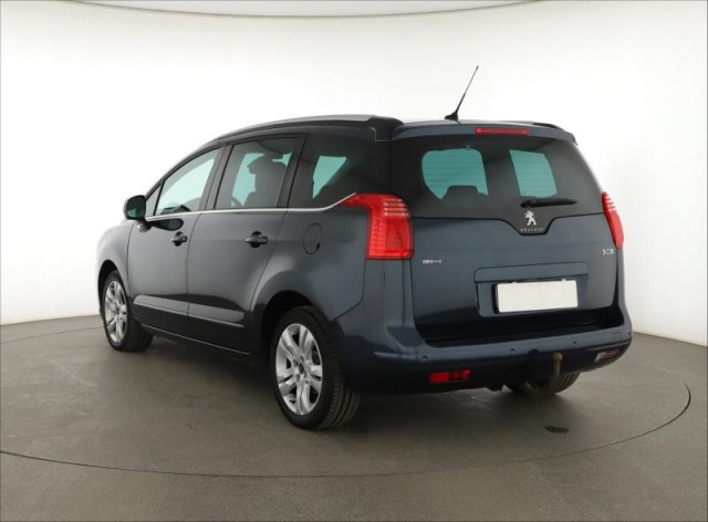 Peugeot 5008  2.0 BlueHDi 