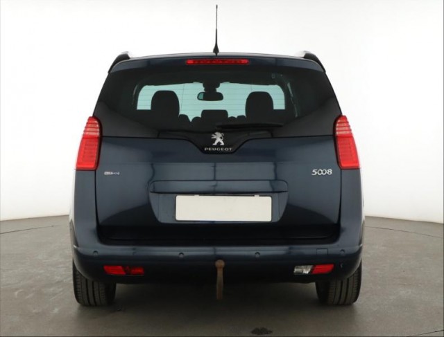 Peugeot 5008  2.0 BlueHDi 