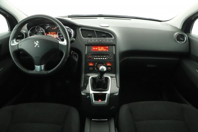 Peugeot 5008  2.0 BlueHDi 