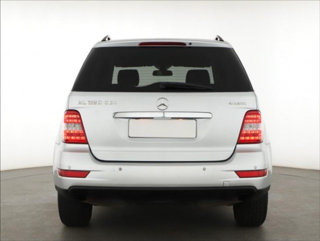 Mercedes-Benz ML  ML 320 CDI 