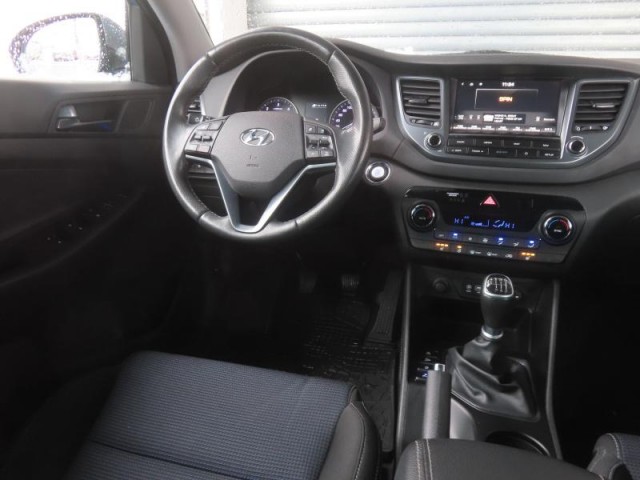 Hyundai Tucson  1.7 CRDi 