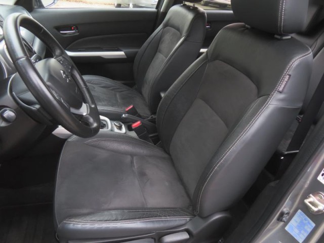 Suzuki Vitara  1.6 VVT Elegance