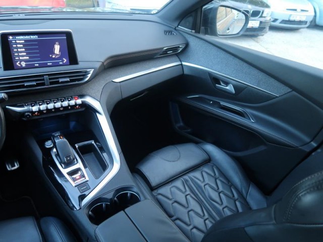 Peugeot 5008  1.6 BlueHDi GT Line