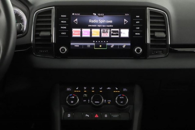 Škoda Karoq  1.5 TSI Style