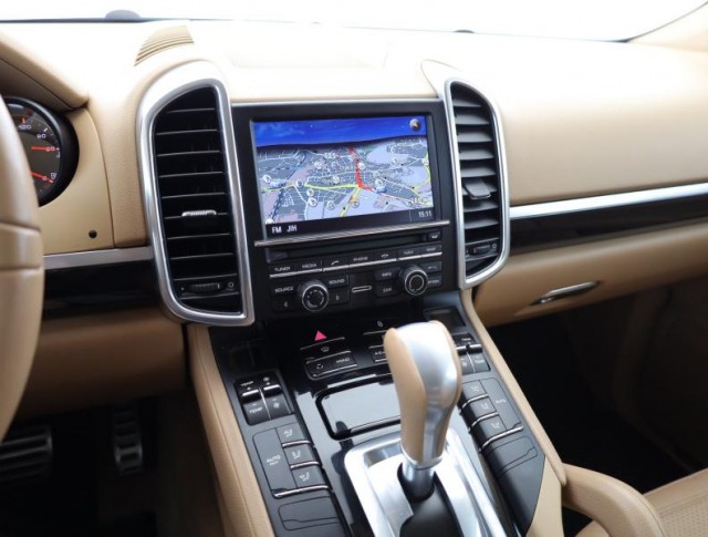 Porsche Cayenne  S 