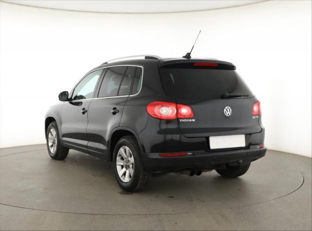Volkswagen Tiguan  2.0 TSI 