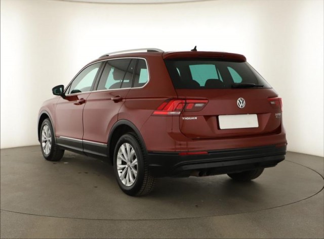 Volkswagen Tiguan  2.0 TSI Highline