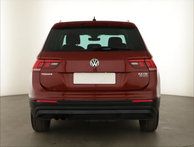 Volkswagen Tiguan  2.0 TSI Highline
