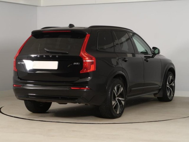 Volvo XC90  B5 AWD R-Design