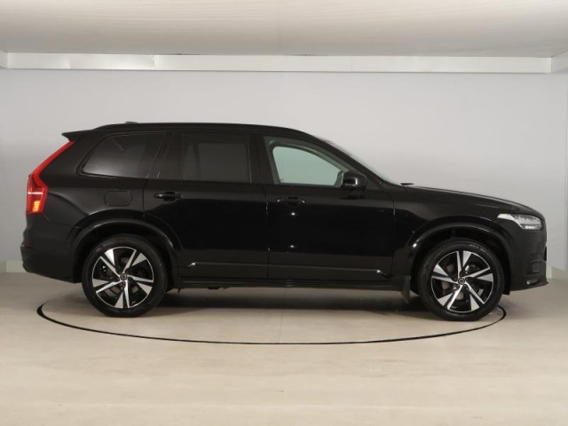 Volvo XC90  B5 AWD R-Design