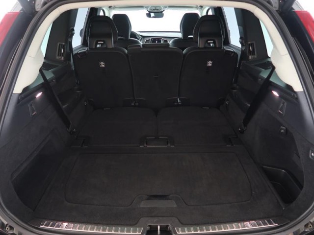 Volvo XC90  B5 AWD R-Design