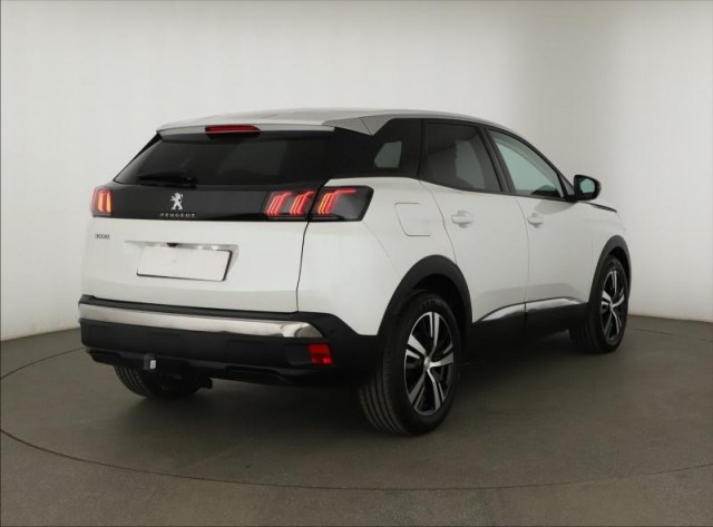 Peugeot 3008  1.2 PureTech Allure