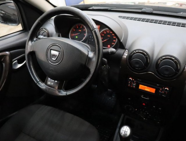 Dacia Duster  1.6 16V Access