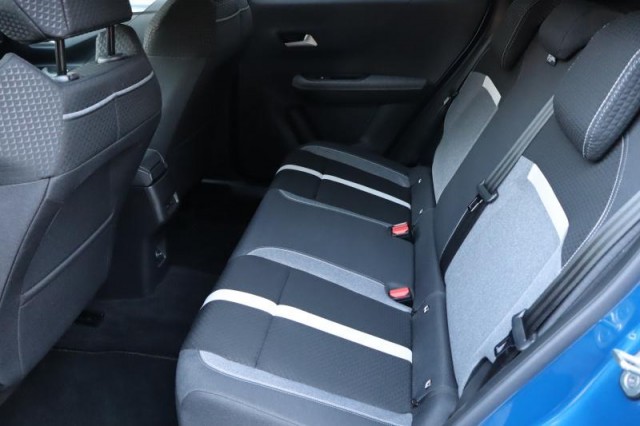 Opel Frontera  1.2 hybrid GS