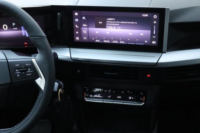 Opel Frontera  1.2 hybrid GS