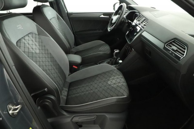 Volkswagen Tiguan  1.4 TSI eHybrid R-Line