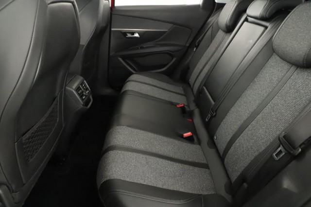 Peugeot 3008  1.2 PureTech 