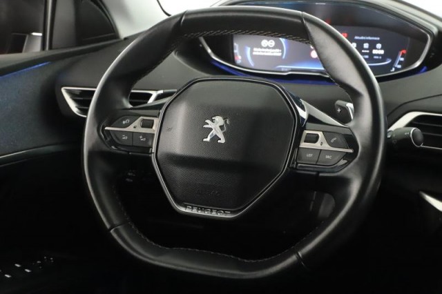 Peugeot 3008  1.2 PureTech 
