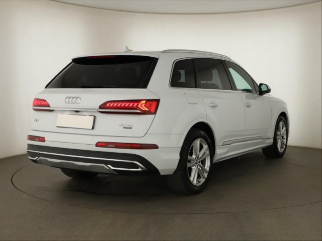 Audi Q7  50 TDI S-Line
