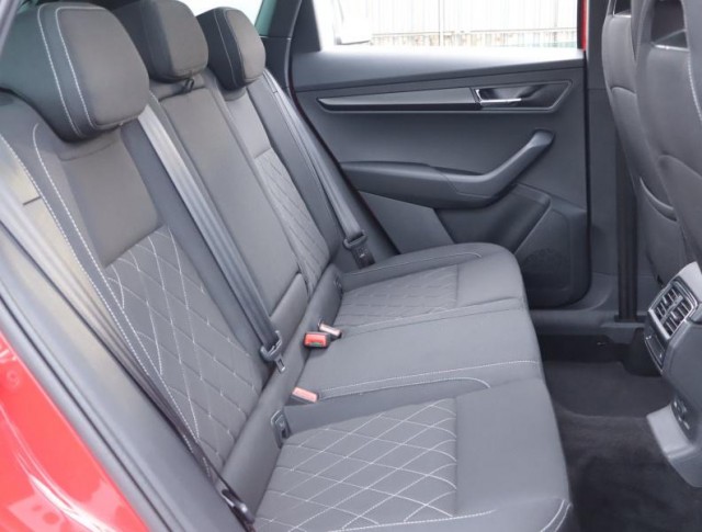 Škoda Karoq  1.5 TSI Sportline