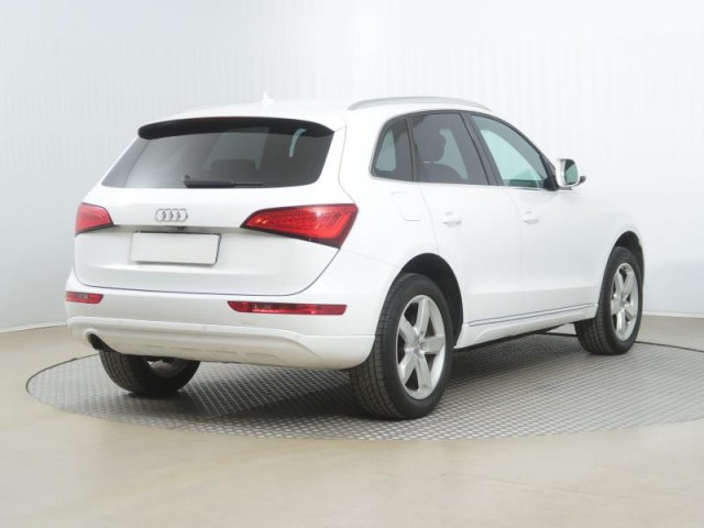 Audi Q5  2.0 TDI 