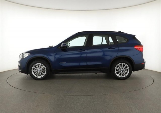 BMW X1  sDrive20i 