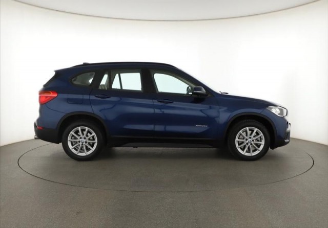 BMW X1  sDrive20i 