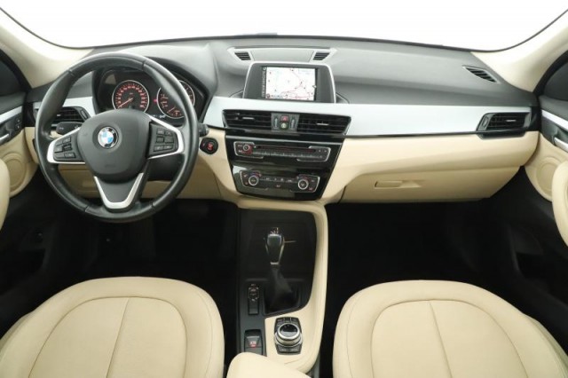 BMW X1  sDrive20i 