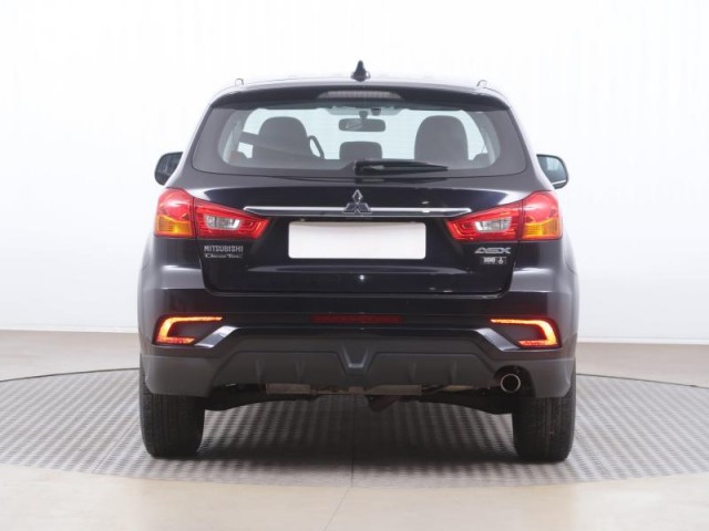 Mitsubishi ASX  1.6 MIVEC Invite