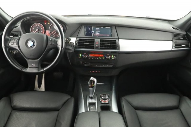 BMW X5  xDrive30d M Paket