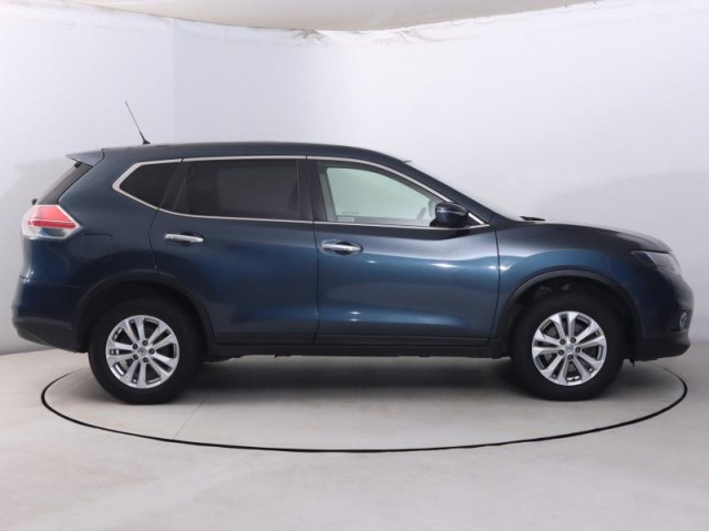 Nissan X-Trail  2.0 dCi Connect